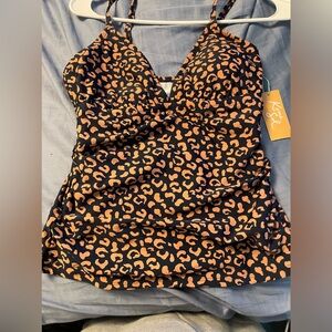 NWT Kona Sol Tankini Top Leopard print Padded bra